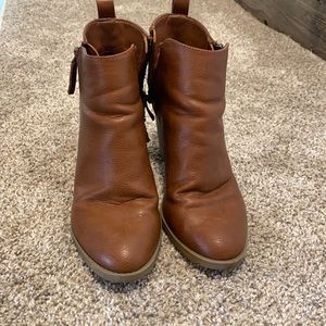 Ankle booties